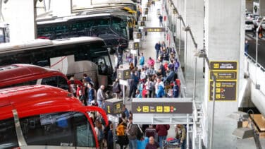 El Gobierno estudia imitar al ferrocarril y abrir líneas de autobús a la competencia