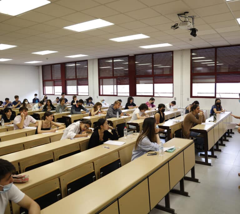 Estas son las novedades de las becas para estudiantes que aprobará el Gobierno para el curso 2023-2024