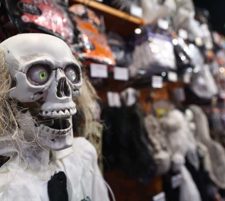 La noche de los políticos muertos