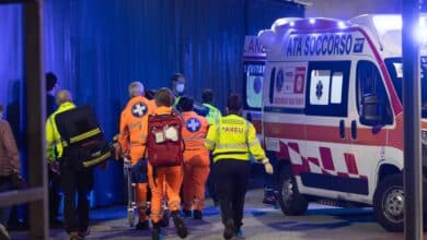 Herido un hombre en estado crítico tras ser tiroteado mientras conducía en Sevilla