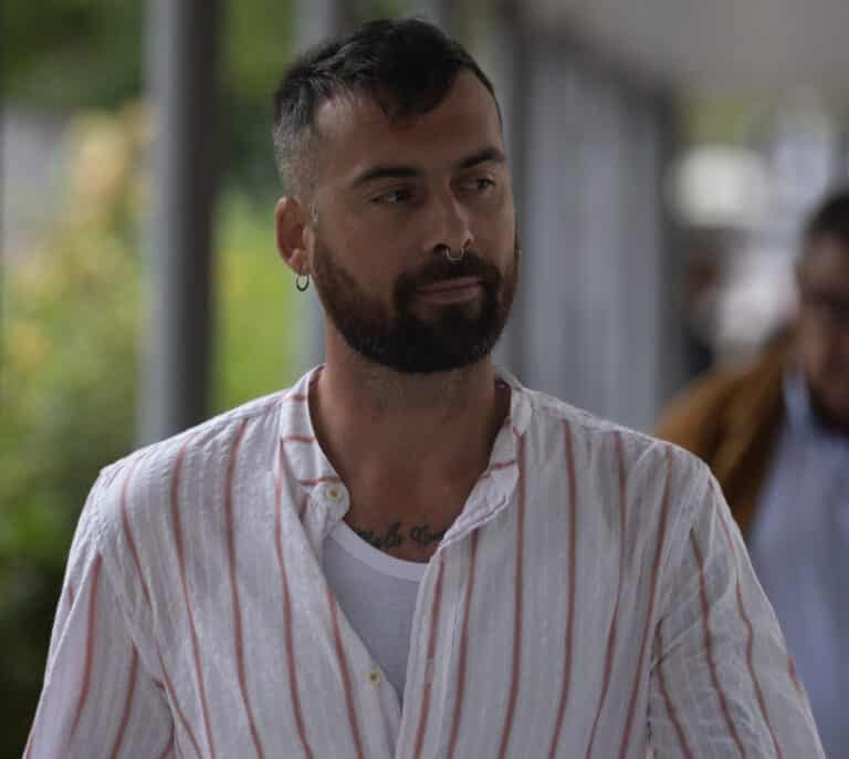 El concursante de 'Gran Hermano' acusado de abusar de Carlota Prado asegura que fue una relación consentida