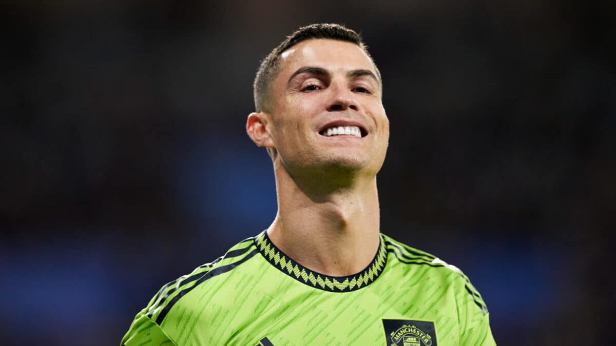 Cristiano Ronaldo del Manchester United reacciona durante el partido del grupo E de la Liga Europea de la UEFA entre la Real Sociedad y el Manchester United