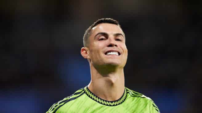 Cristiano Ronaldo del Manchester United reacciona durante el partido del grupo E de la Liga Europea de la UEFA entre la Real Sociedad y el Manchester United