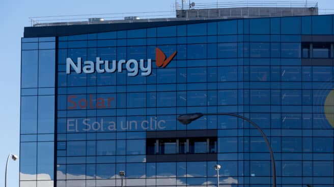 Fachada de la sede de Naturgy, empresa española que opera en los sectores eléctrico y gasístico