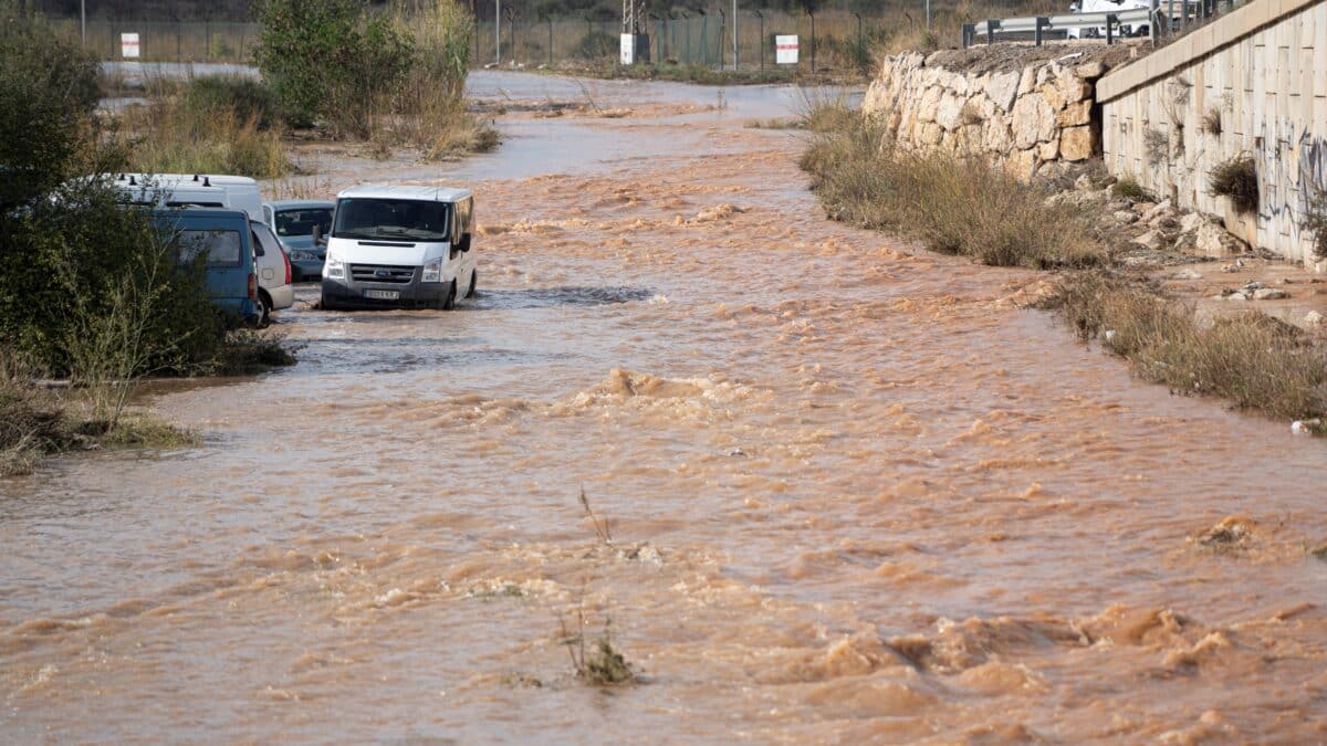 Tramo inundado de la autovía del Este, A-3, a 12 de noviembre de 2022, en Valencia