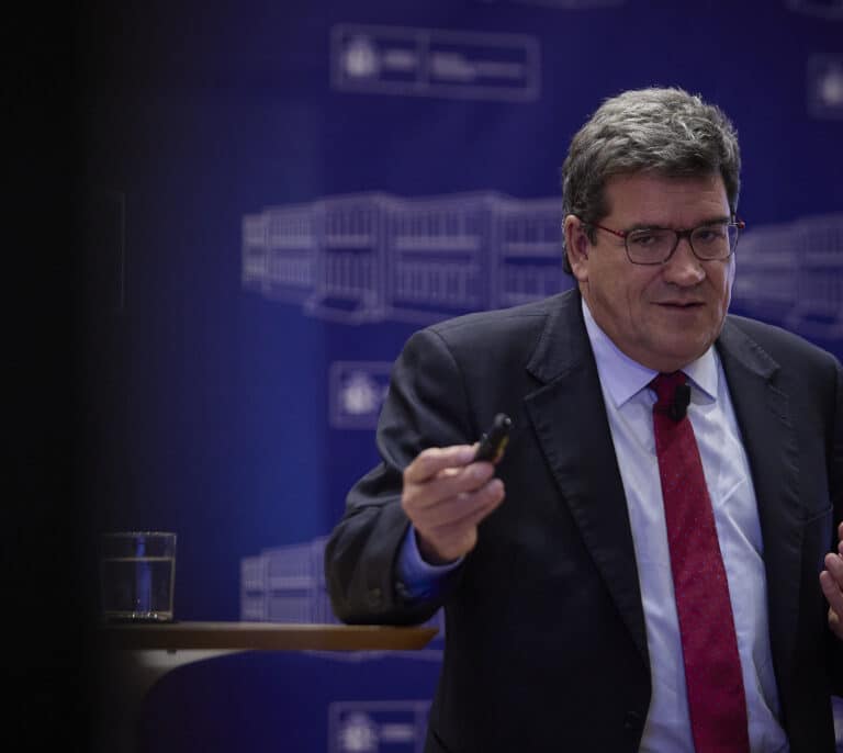 Escrivá propone ampliar a 30 años el periodo de cómputo de las pensiones