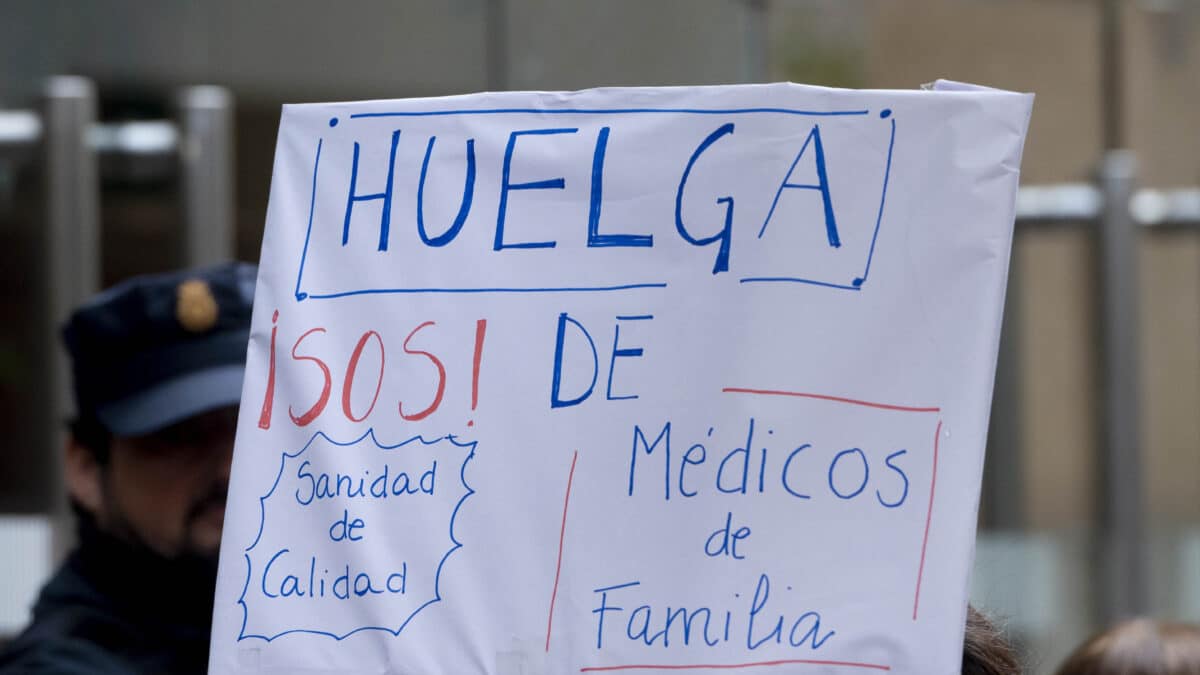 Pancarta en una protesta de médicos.