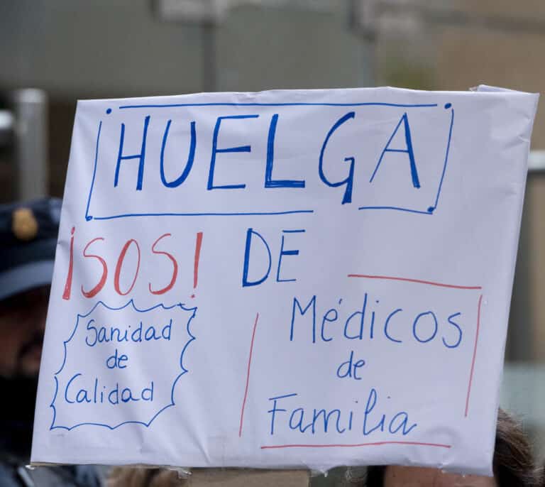 Los médicos de Valencia también quieren ir a la huelga