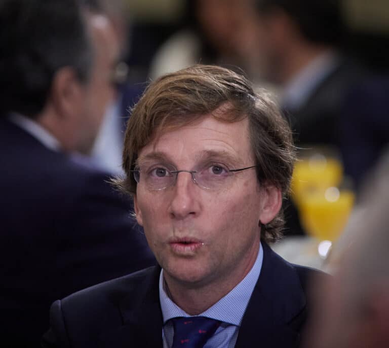 El enganchón entre Almeida y Rita Maestre a cuenta de Pablo Motos y su etapa como reportera de Iglesias