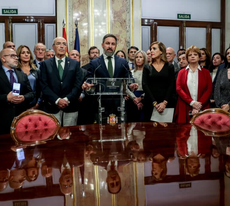 Vox abandona el Congreso al negarse una diputada a retirar el término "filoetarra"