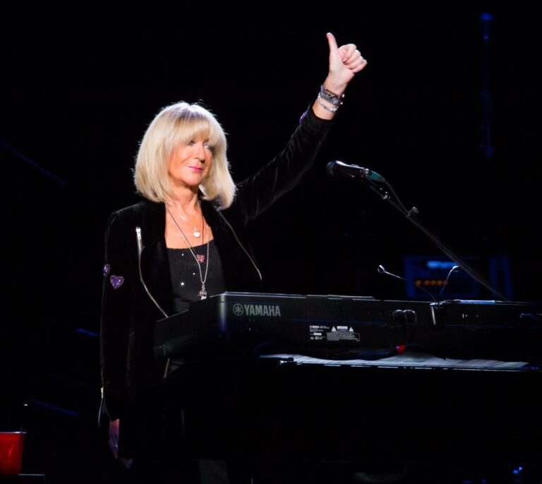 Muere a los 79 años Christine McVie, vocalista y teclista de la banda británica Fleetwood Mac
