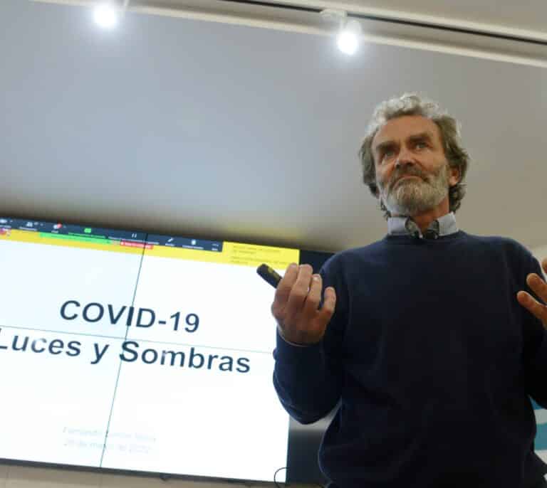 Fernando Simón busca una empresa que diga qué material debe incluir la reserva estratégica ante crisis sanitarias