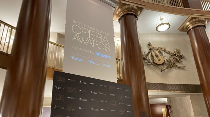Los Premios Internacionales de Ópera galardonan a dos compañías ucranianas por su "valor" y "resistencia"