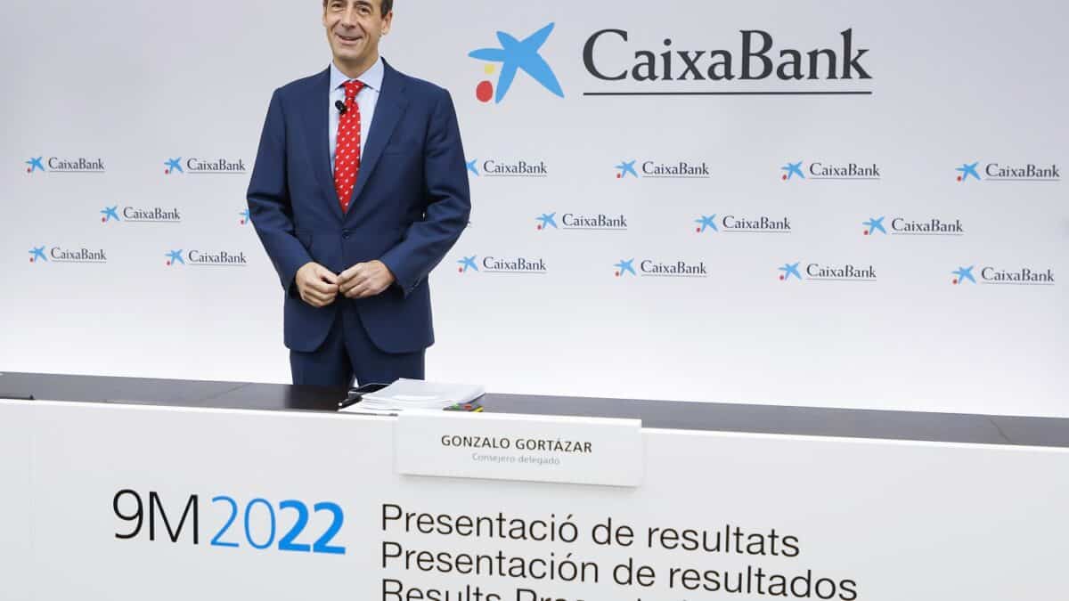 Gonzalo Gortázar (CaixaBank) asegura que los depósitos no son la mejor opción para ahorrar