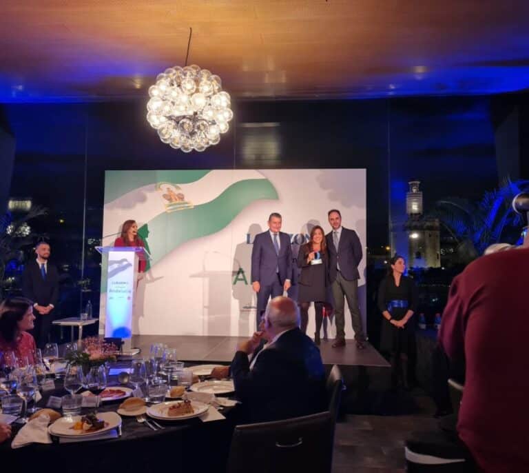Grupo Gallo recibe el reconocimiento a su compromiso por la alimentación saludable
