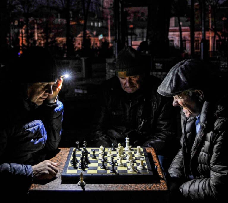 Los ucranianos, condenados a sufrir apagones hasta finales de marzo