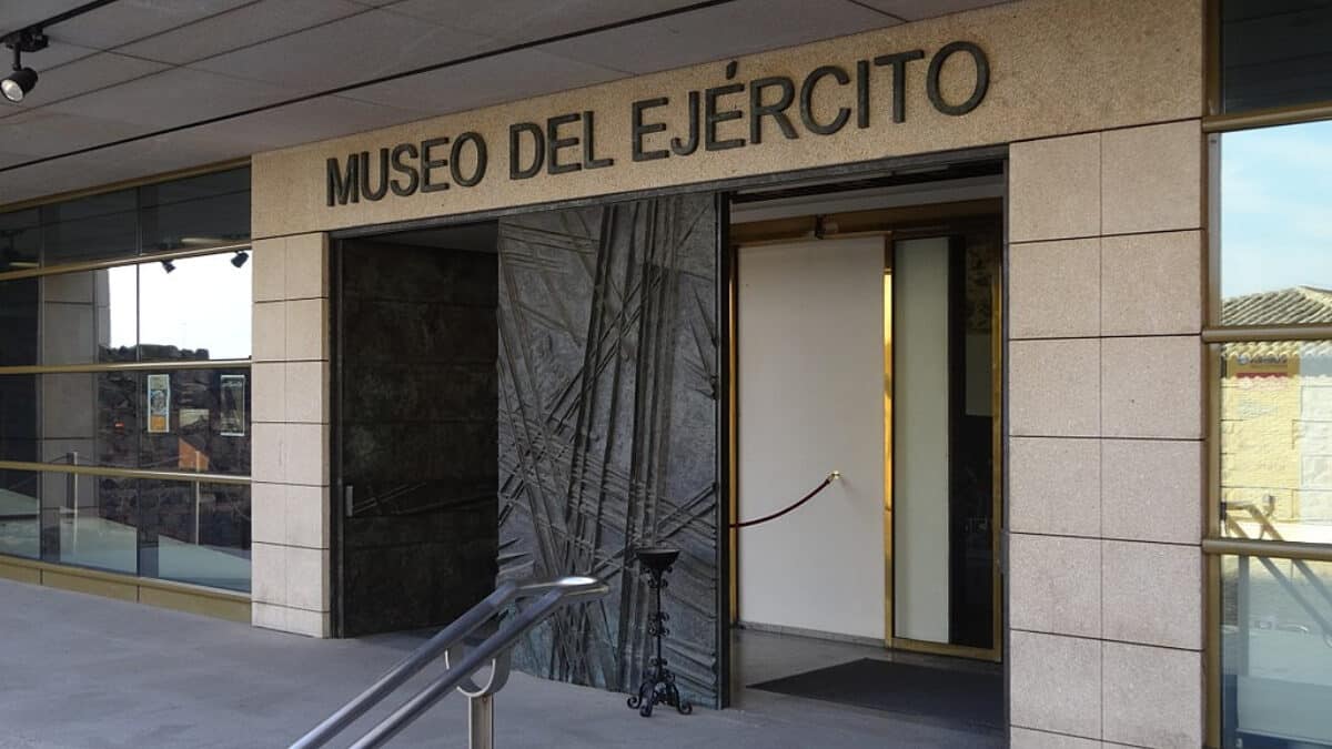 Una freidora ardiendo obliga a desalojar el Museo del Ejército de Toledo