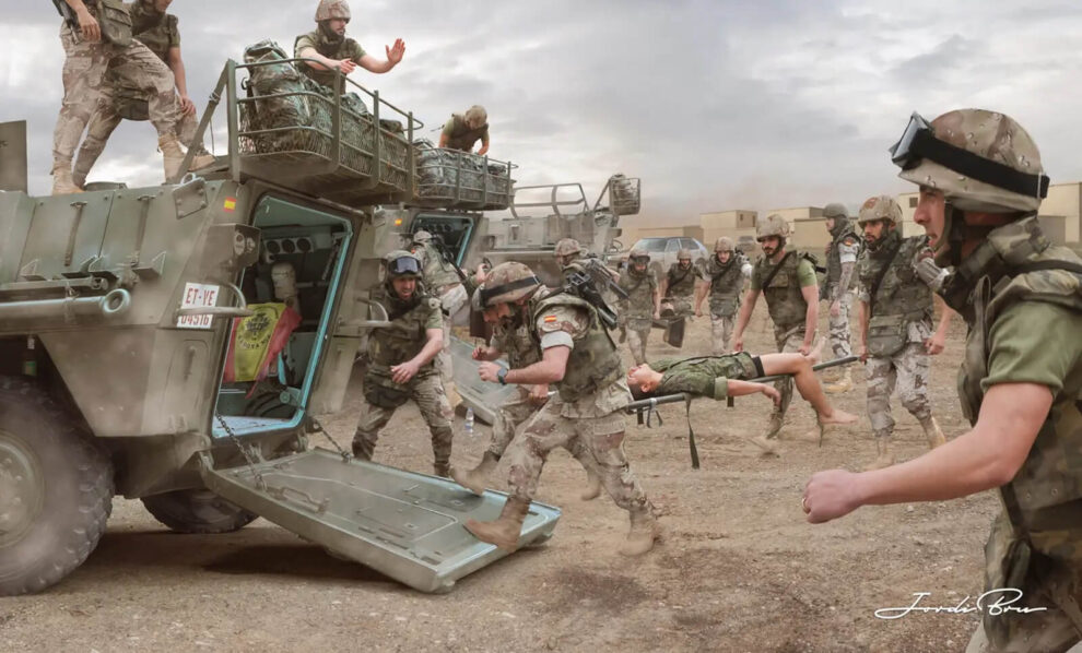 El regimiento Saboya durante el ataque a la base española en Nayaf, Irak.