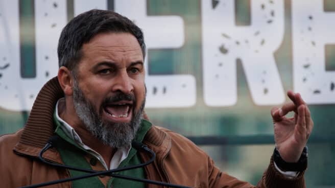 El líder nacional de Vox, Santiago Abascal, interviene durante la protesta en Colón por la derogación del delito de sedición del Código Penal El líder nacional de Vox, Santiago Abascal, interviene durante la protesta en Colón por la derogación del delito de sedición del Código Penal