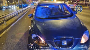 Muere un repartidor de comida tras chocar con un coche en Sevilla