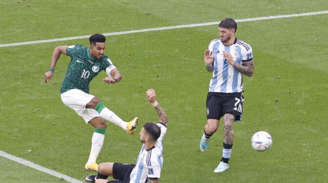 El golazo de Al Dawsari para poner a Argentina contra las cuerdas