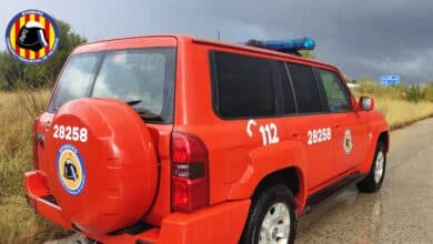 Dos sintecho en estado crítico por un incendio en el antiguo estadio de fútbol José Pache en Badajoz