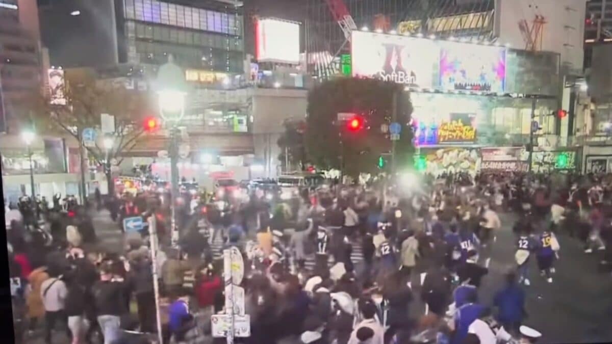 La curiosa celebración pautada por un semáforo en Japón tras vencer a Alemania