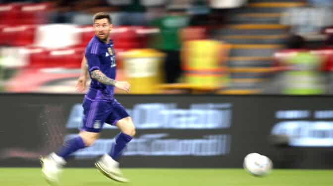 35 años e histeria por su tobillo: Messi, ante su última oportunidad de emular a Maradona