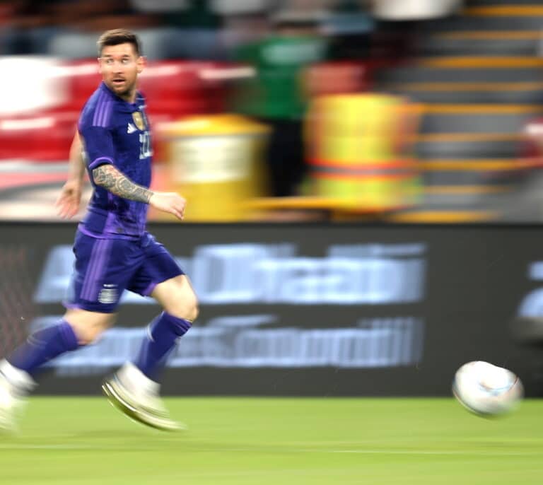 35 años e histeria por su tobillo: Messi, ante su última oportunidad de emular a Maradona