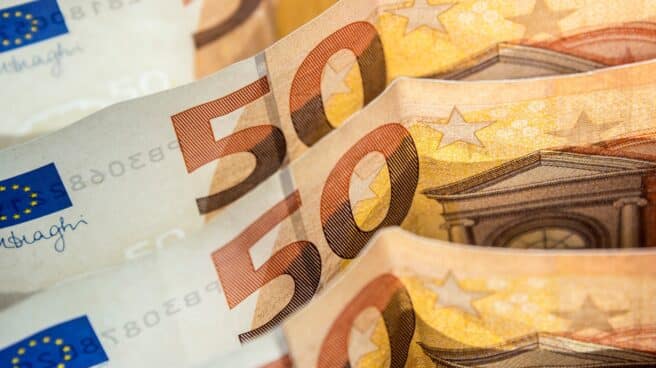 dinero-billetes-50-euros-paga-extra Billetes de 50 euros