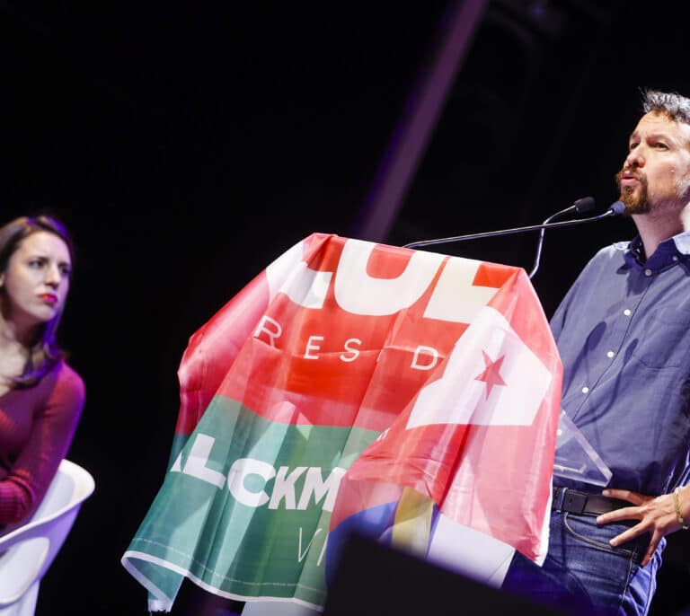 Pablo Iglesias, padrino en la penumbra o Yurena en la política