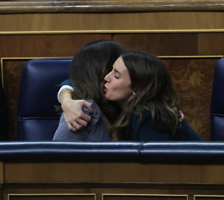 Las lágrimas de Irene Montero y la vida de Pedro Sánchez