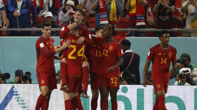 Los jugadores españoles celebran el quinto gol, de Gavi, frente a Costa Rica. Los jugadores españoles celebran el quinto gol, de Gavi, frente a Costa Rica.