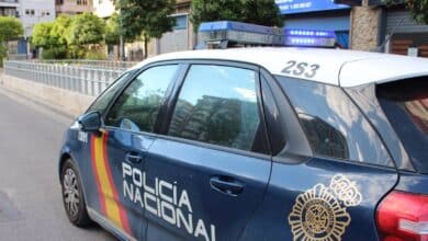 Apuñalan en el cuello a un policía que intervenía en un aviso por violencia de género en Valladolid