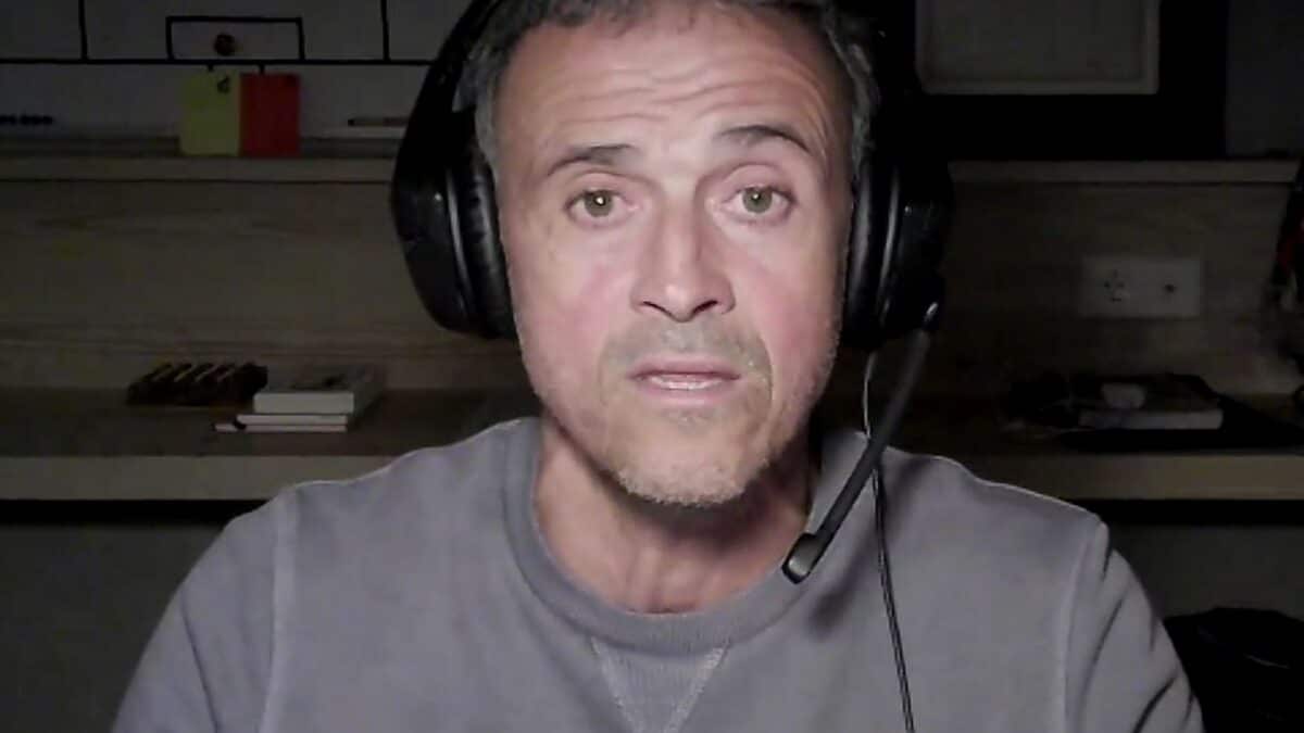 Luis Enrique anuncia que retransmitirá en Twitch durante el Mundial