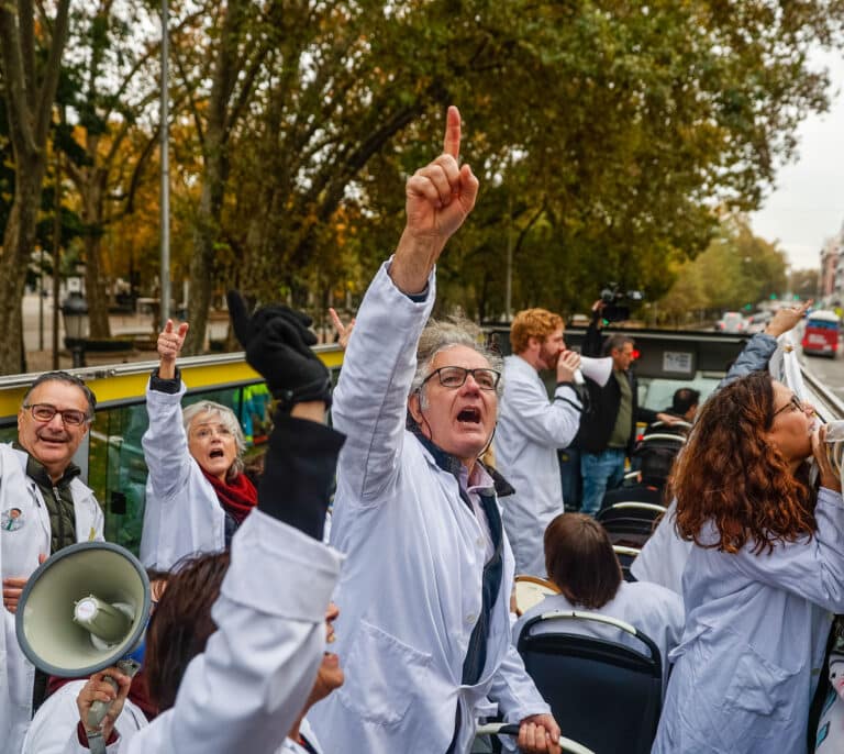 Atención Primaria en huelga: "Hemos llegado a ver a 55 pacientes en un día"