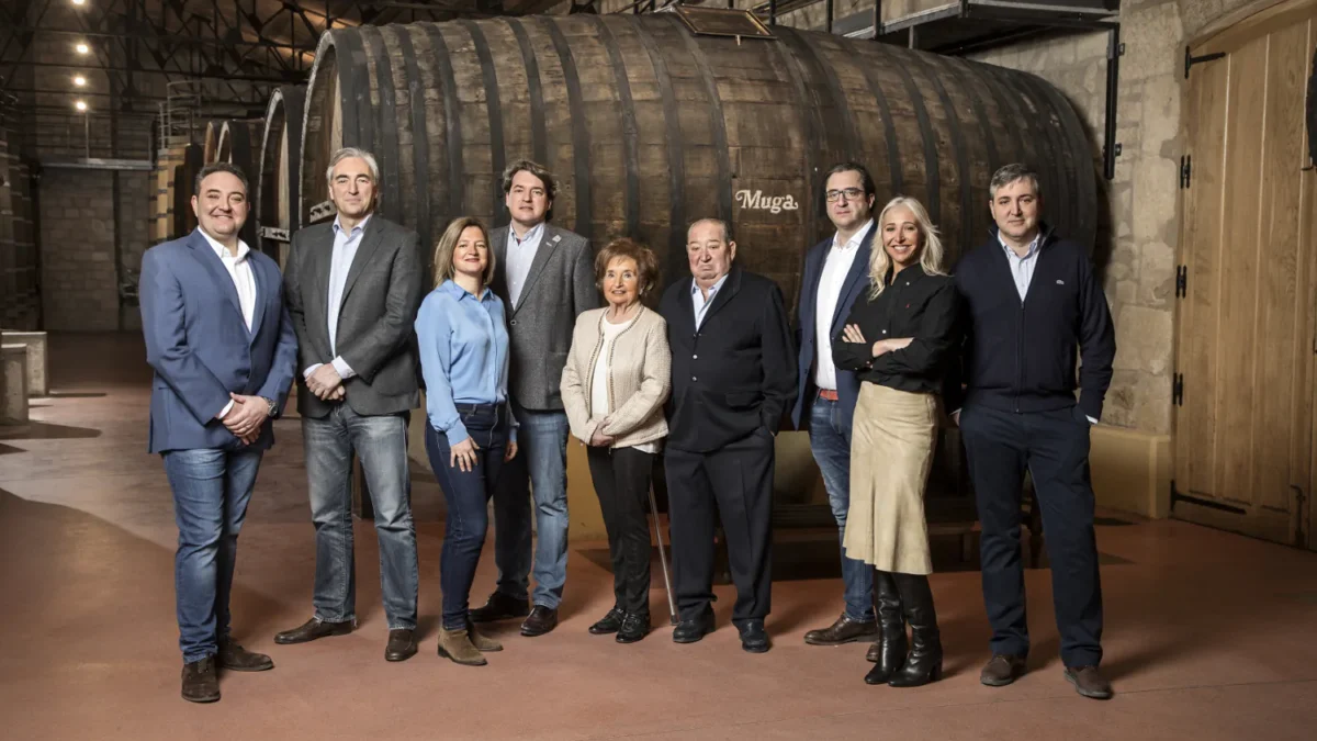 La familia Muga, en la bodega.