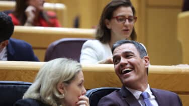 Pedro Sánchez muy lavado (y con sonrisa de Filemón)