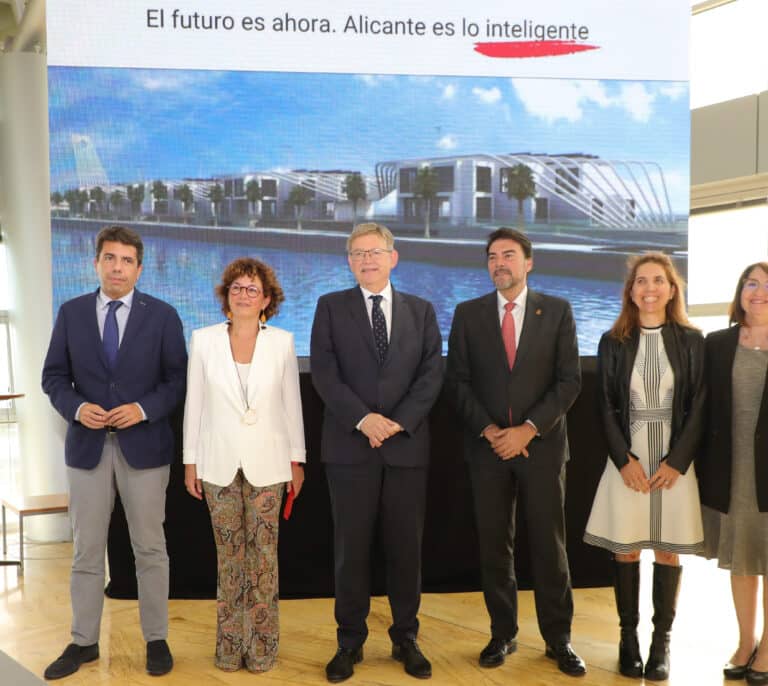 Ximo Puig apuesta por Alicante como sede "inmejorable" para albergar la Agencia de Inteligencia Artificial