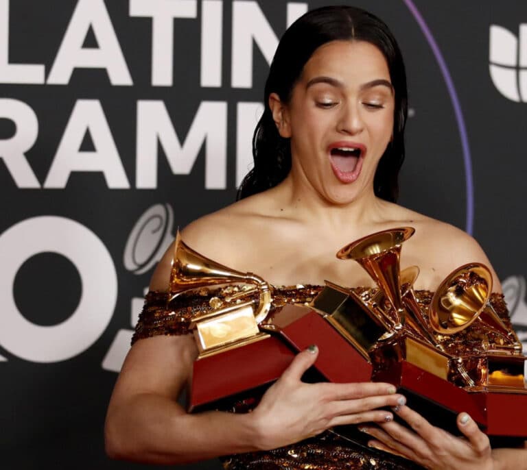 Rosalía y su Motomami 'se hacen de oro' en los Latin Grammy