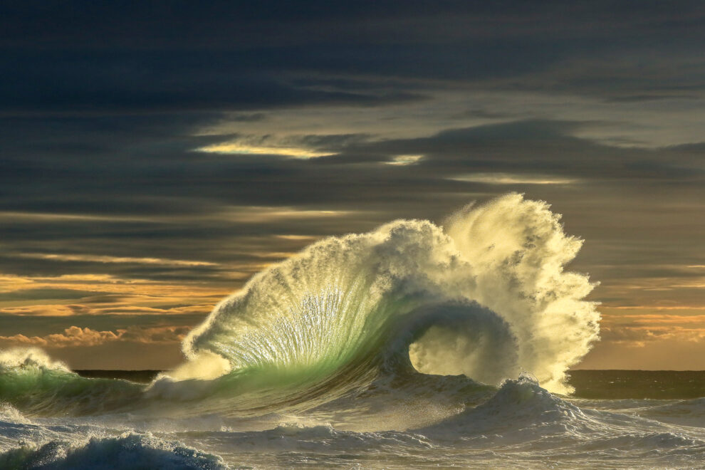 Choque de dos olas.