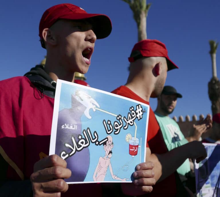 Marruecos, una olla a presión: Miles de personas claman en las calles contra la inflación, la corrupción y la represión