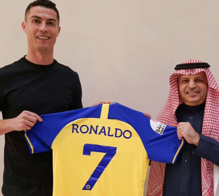 Cristiano Ronaldo ficha por el Al Nassr FC de Arabia Saudí hasta 2025