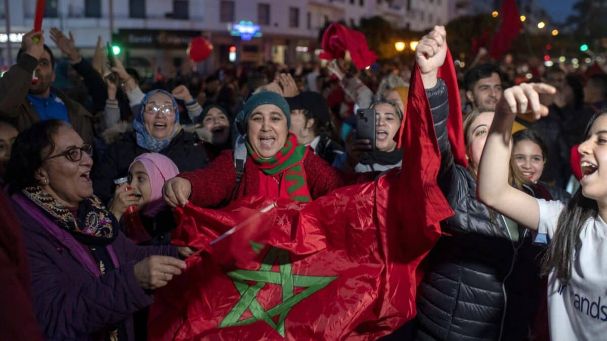 Marruecos explota el éxito de su selección de fútbol para ocultar su crisis interna