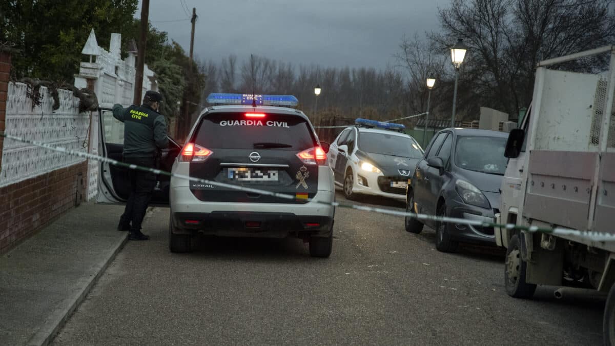 La Guardia Civil, en la vivienda de Escalona (Toledo).