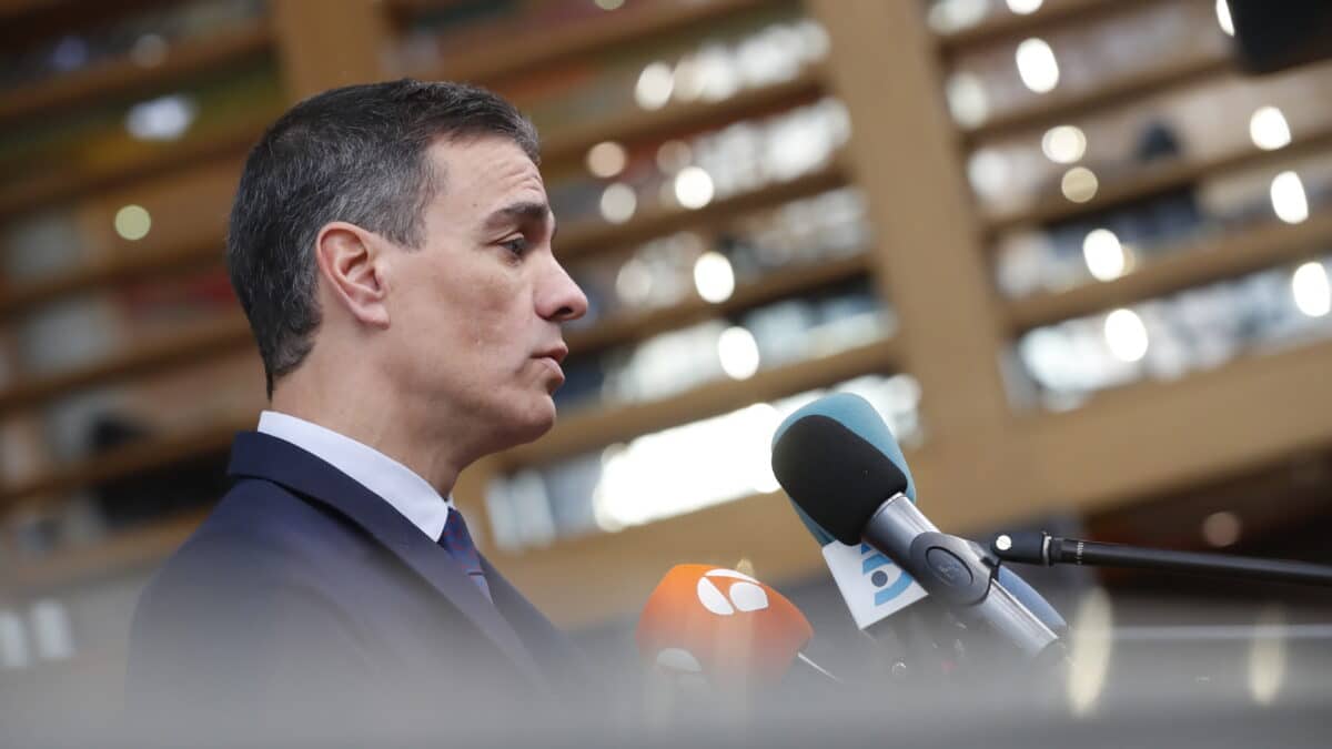 Brussels (Belgium), 14/12/2022.- Spain's Prime minister Pedro Sanchez arrives at the EU-ASEAN commemorative summit in Brussels, Belgium, 14 December 2022. It is the first-ever summit between the leaders of EU and ASEAN member states, marking 45 years of diplomatic relations. (Bélgica, España, Bruselas) EFE/EPA/STEPHANIE LECOCQ