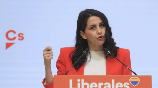 La líder de Ciudadanos, Inés Arrimadas, durante una rueda de prensa celebrada este lunes en la sede del partido en Madrid