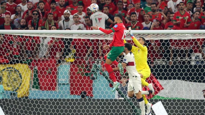 Youssef En-Nesyri se adelanta a Diogo Costa y marca un gol de cabeza a Portugal Youssef En-Nesyri se adelanta a Diogo Costa y marca un gol de cabeza a Portugal