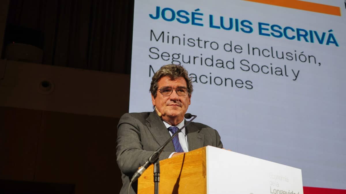 El ministro de Inclusión, Seguridad Social y Migraciones, José Luis Escrivá, interviene en un congreso en Salamanca.