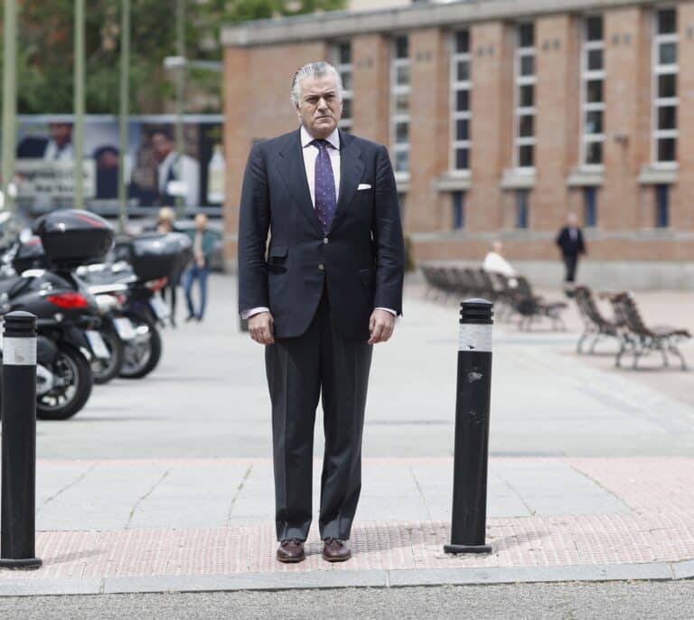La Audiencia ordena investigar supuestas presiones a Bárcenas y Gómez de Liaño para que no airearan información del PP